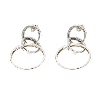 POSITANO Interlocking Circle Drop Hoop Earrings in Sterling Silver - www.LaBellaDentro.com