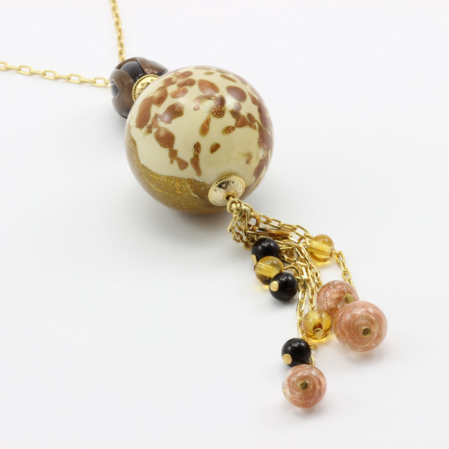JANET – Golden Murano Glass Round Pendant Necklace - www.LaBellaDentro.com